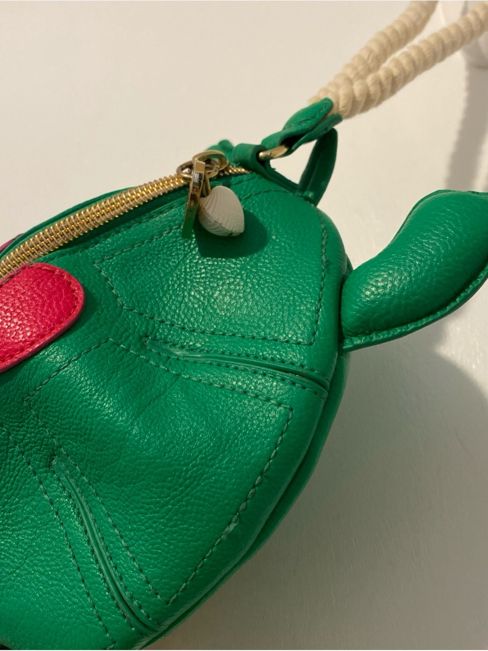 Betsey Johnson Turtley Awesome Green Wristlet Clutch - Picture 10 of 13